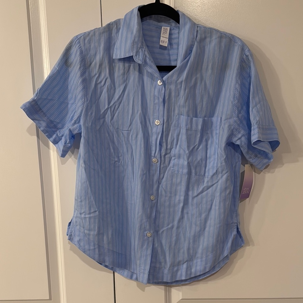 NWT stars above size XS Blue Striped Button-Up Shirt